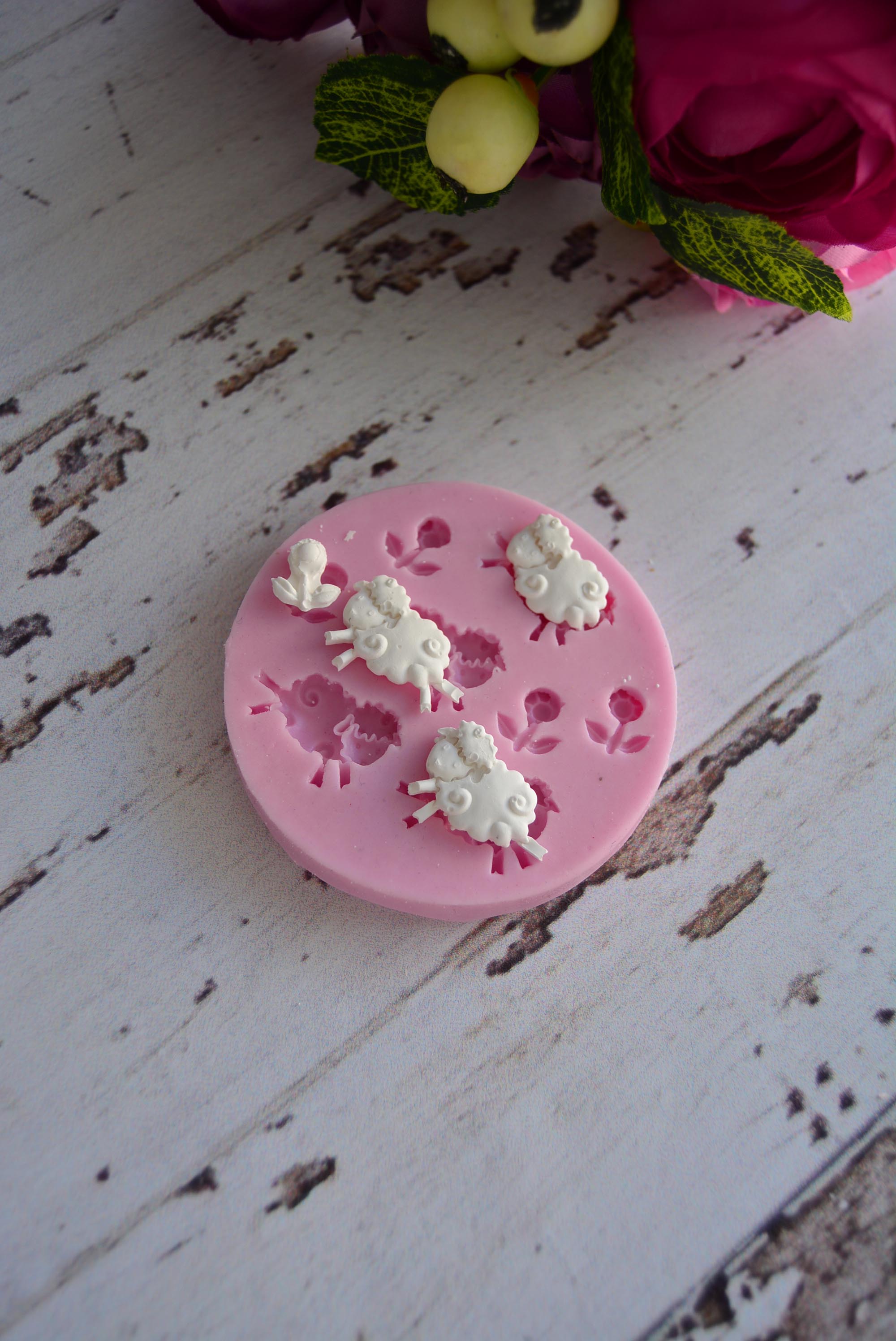 HD0134-Koyun Ve Çiçek