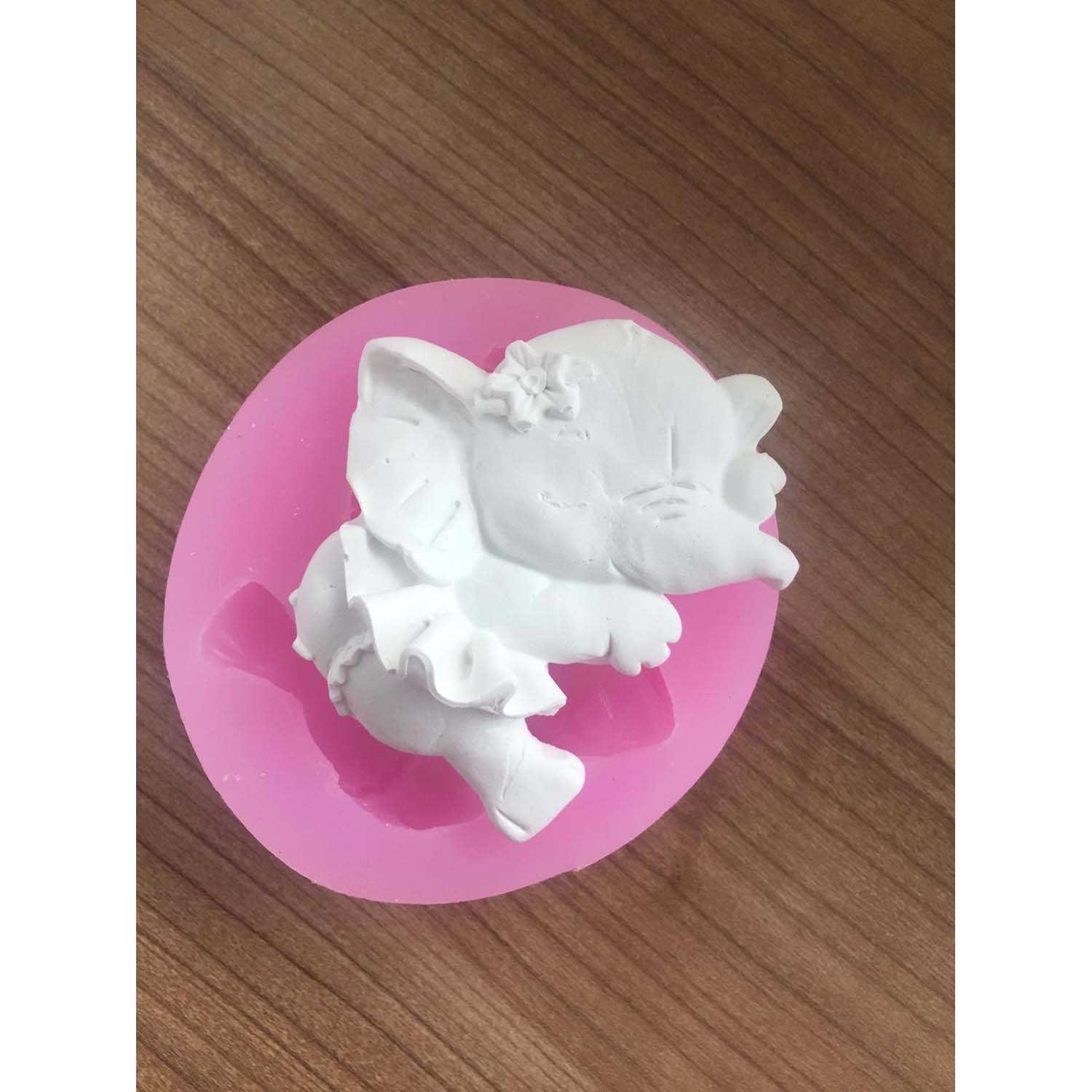 HD1031 Uyuyan Kız Fil