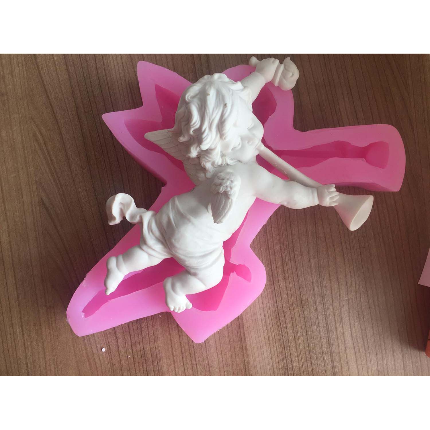 HD1323 Boru Çalan Melek